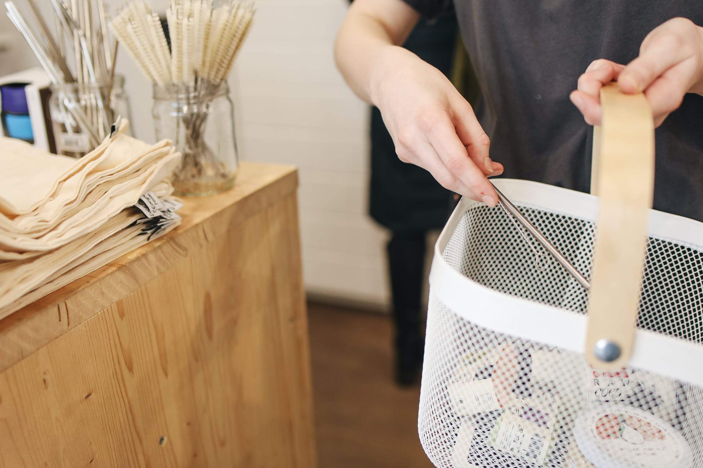 A Guide to Reducing Your Carbon Footprint Through Thoughtful Purchases